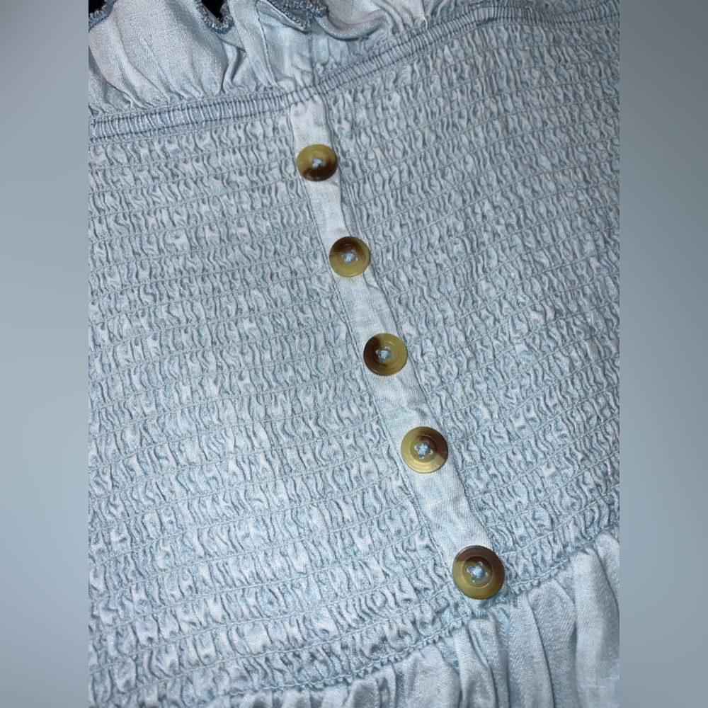 Harper Heritage Light Wash Blue Shoulder Ties Ruffle bottom Tank Size Medium EUC - Picture 3 of 8